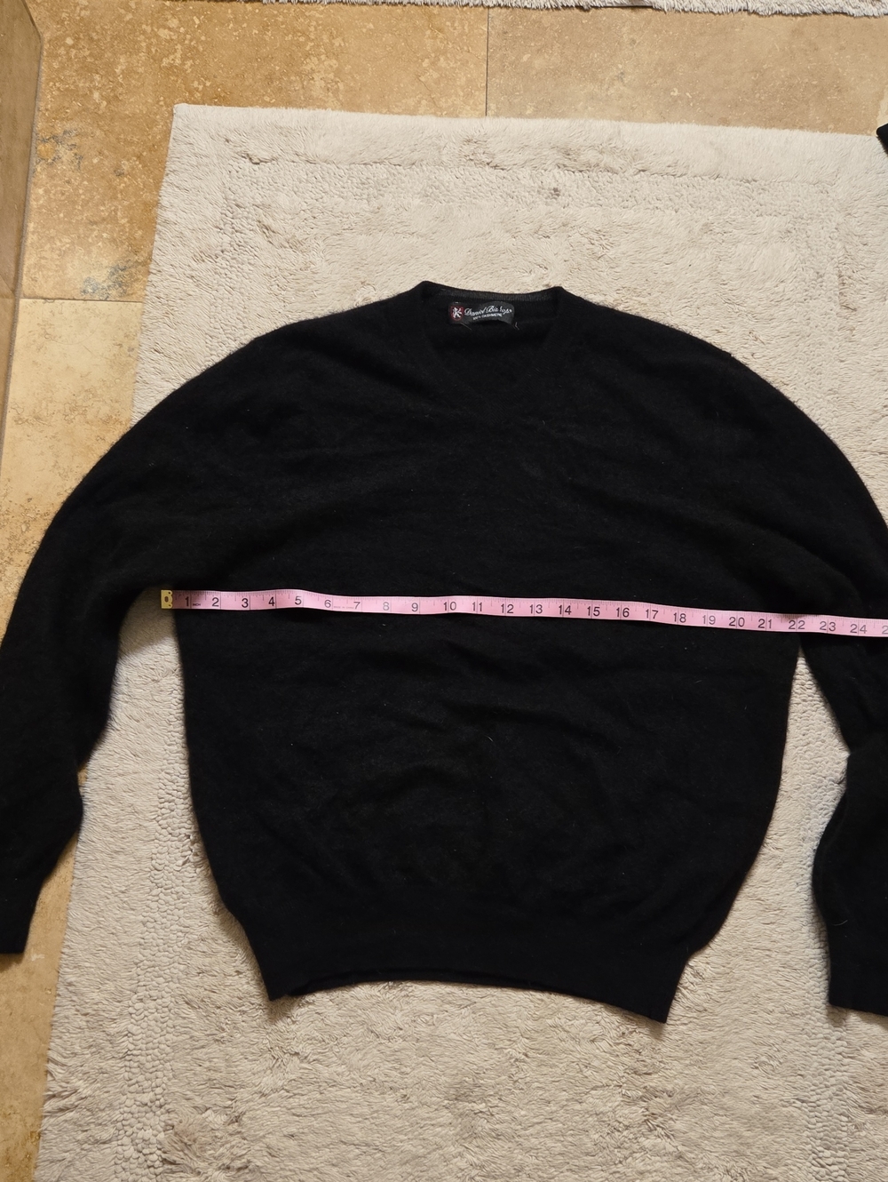 100% Cashemere Black Sweayer Size M